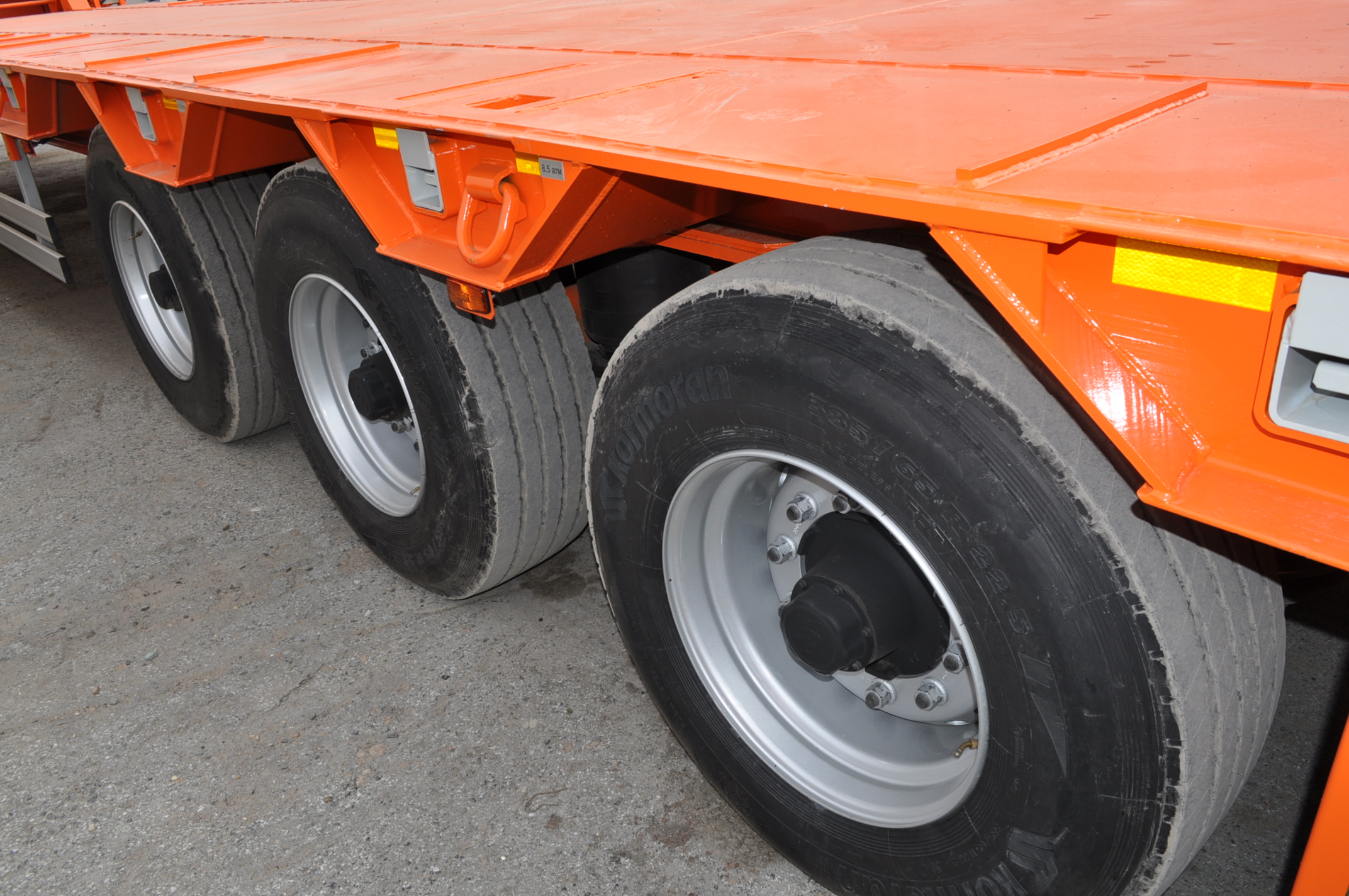 /